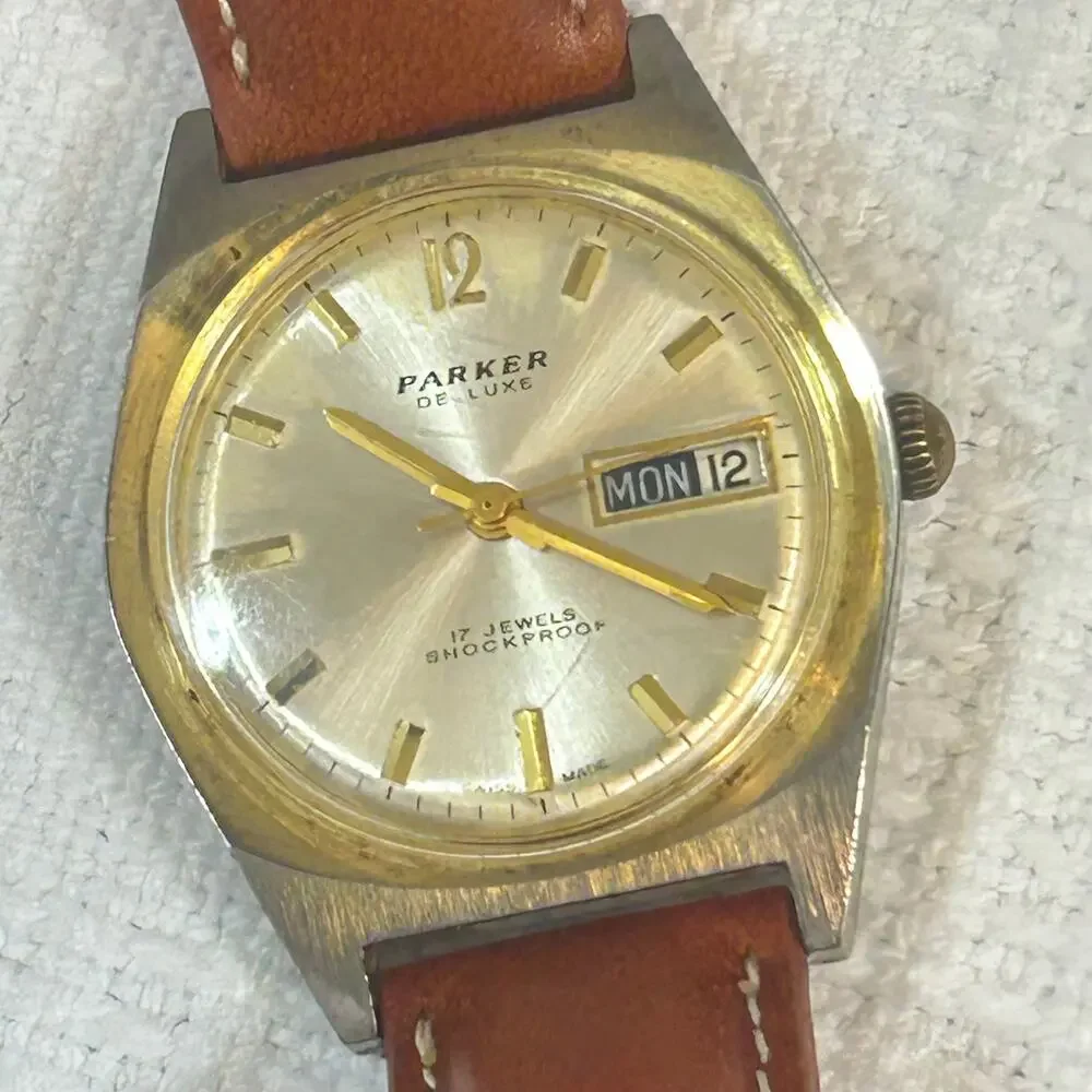Parker De-Luxe 17 Jewel Watch For Parts or Repair See Pictures Swiss Made